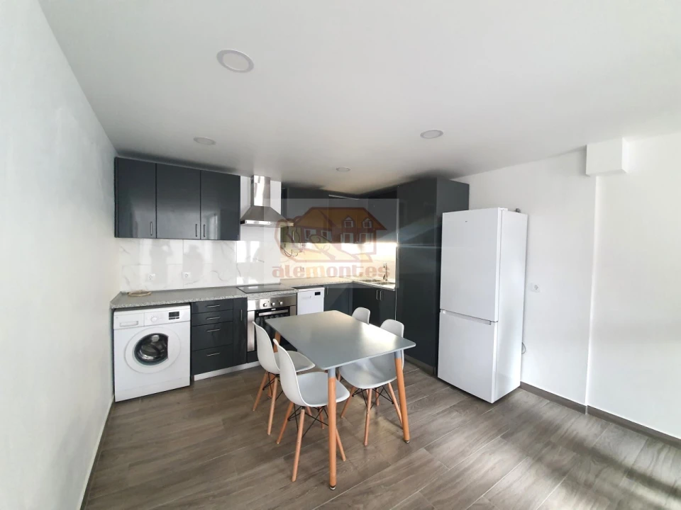 Apartamento T3 para Venda em Grândola e Santa Margarida da Serra Foto 2