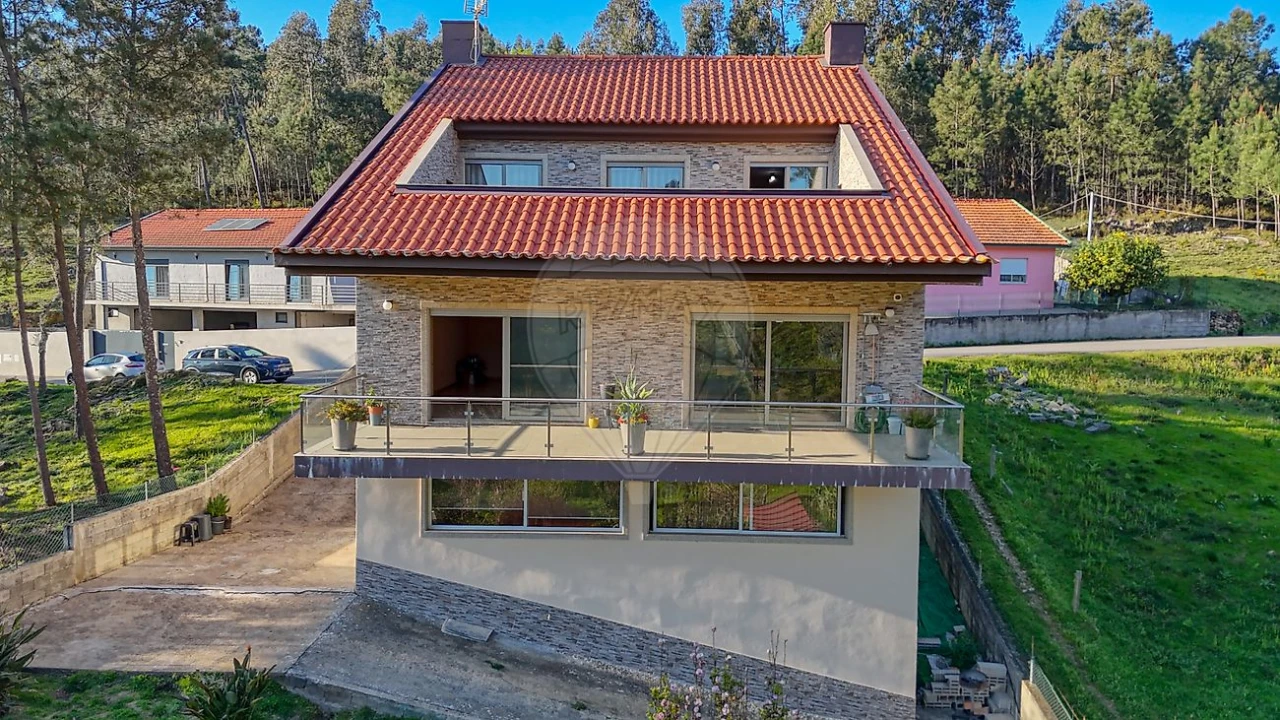 Moradia T3 para Venda em Melres e Medas Foto 2