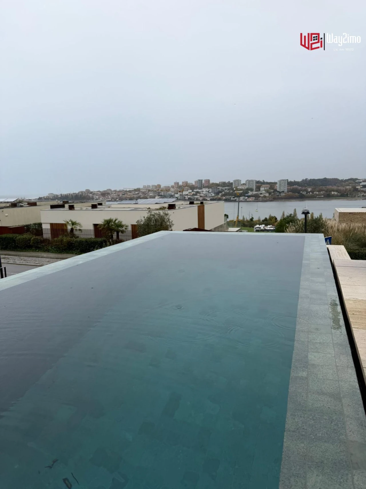 Moradia T4 para Venda em Canidelo Foto 12