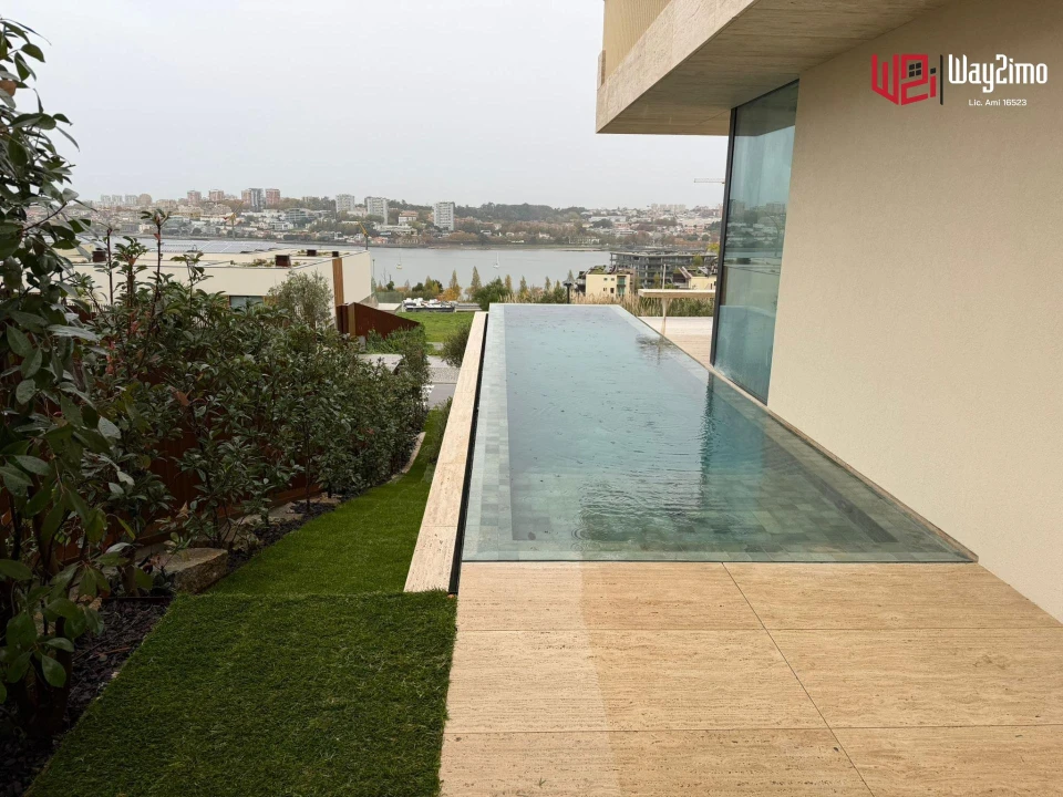 Moradia T4 para Venda em Canidelo Foto 13