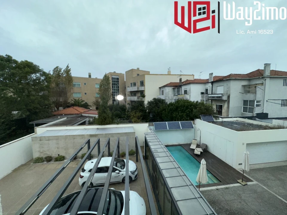 Moradia T5 para Venda em Lordelo do Ouro e Massarelos Foto 1