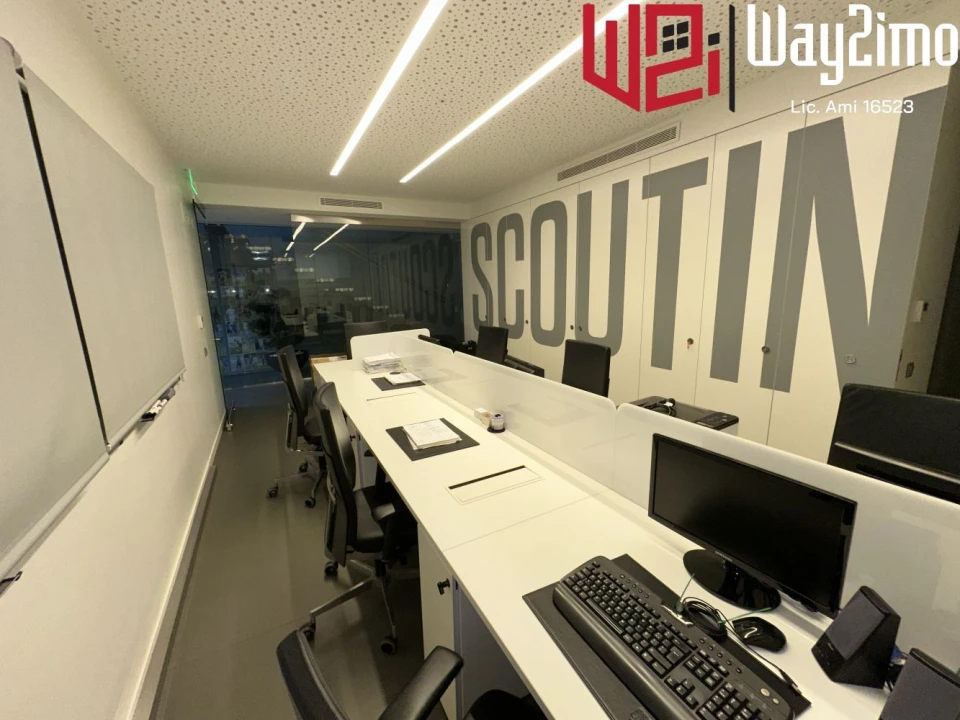 Moradia T5 para Venda em Lordelo do Ouro e Massarelos Foto 22