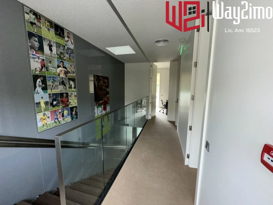 Moradia T5 para Venda em Lordelo do Ouro e Massarelos Foto 32