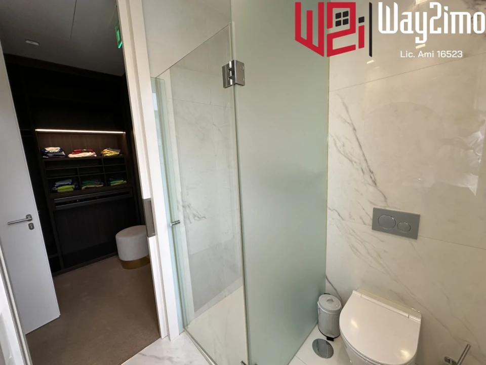 Moradia T5 para Venda em Lordelo do Ouro e Massarelos Foto 35