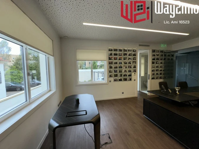 Moradia T5 para Venda em Lordelo do Ouro e Massarelos Foto 12