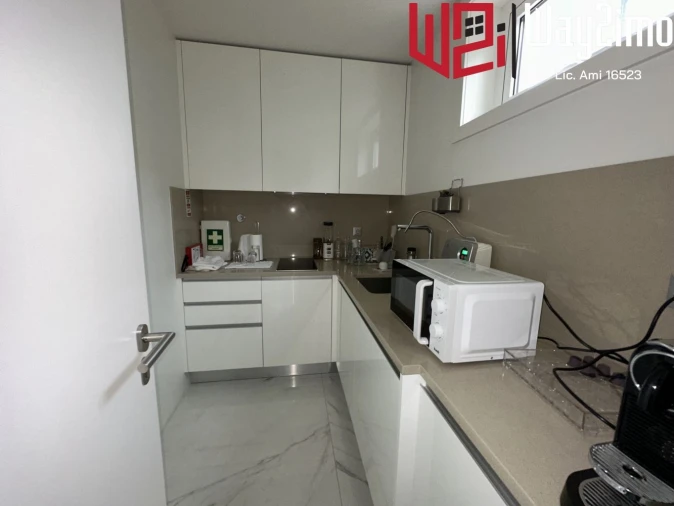 Moradia T5 para Venda em Lordelo do Ouro e Massarelos Foto 30