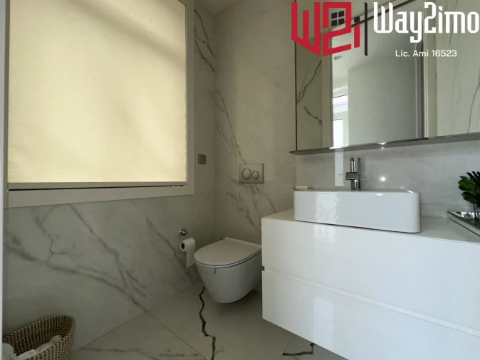 Moradia T5 para Venda em Lordelo do Ouro e Massarelos Foto 31