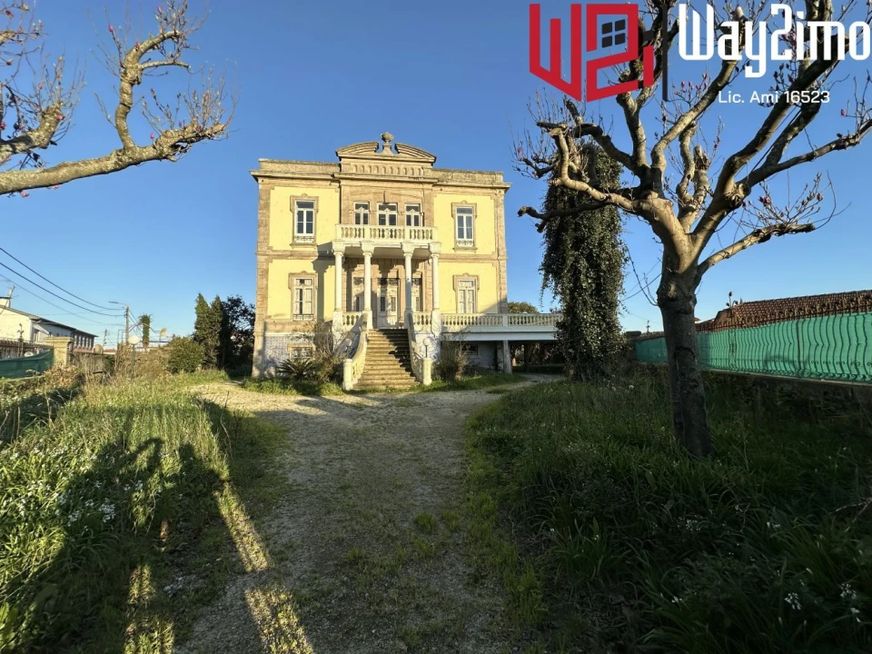 Moradia T10 para Venda em Macieira da Maia Foto 2