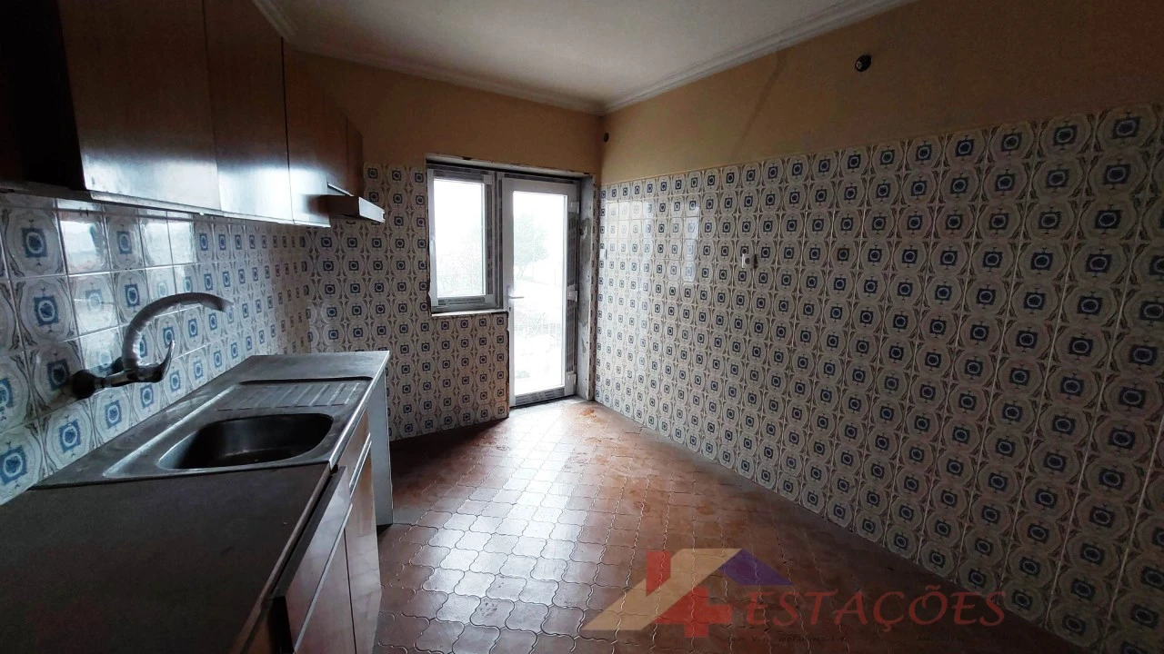 Prédio para Venda em Pedrouços Foto 11