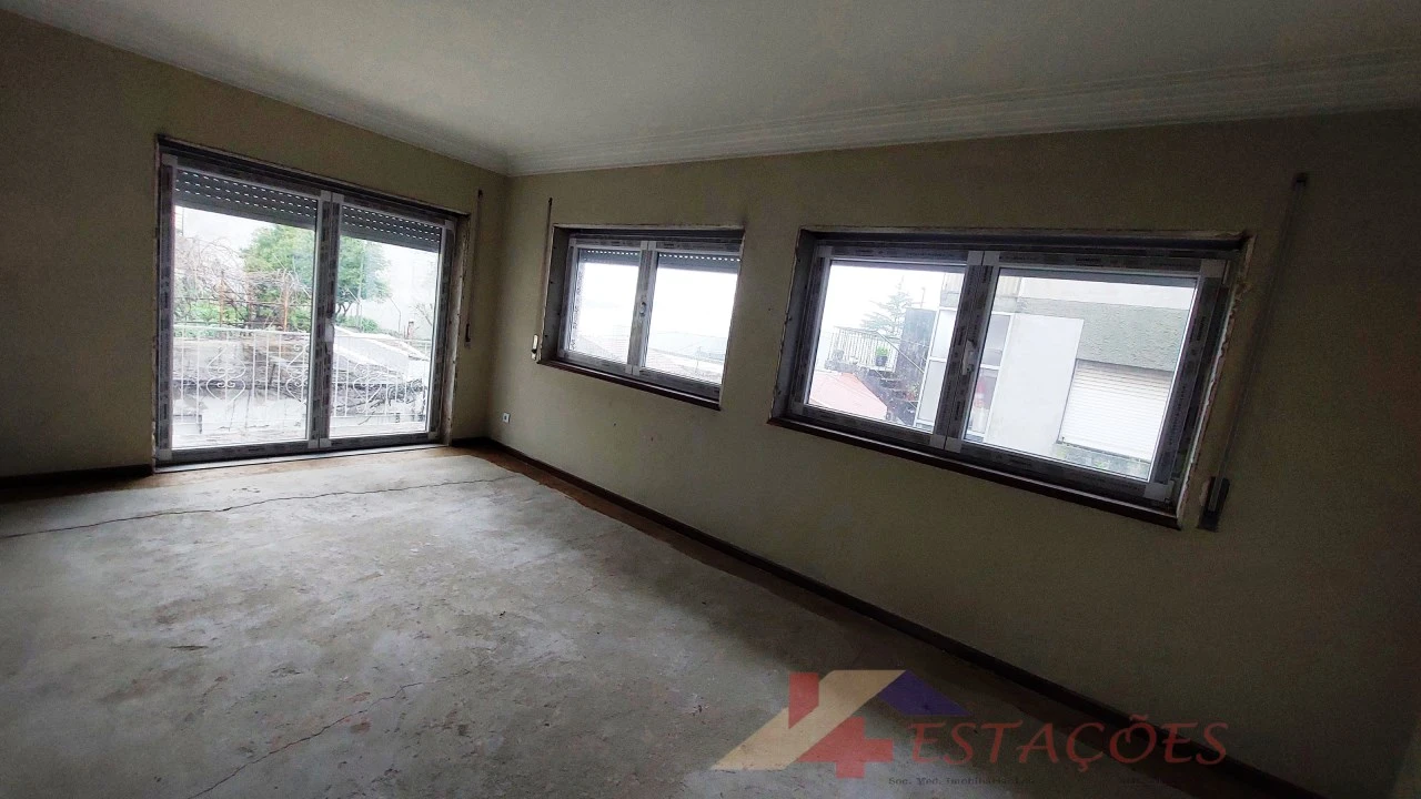 Prédio para Venda em Pedrouços Foto 13