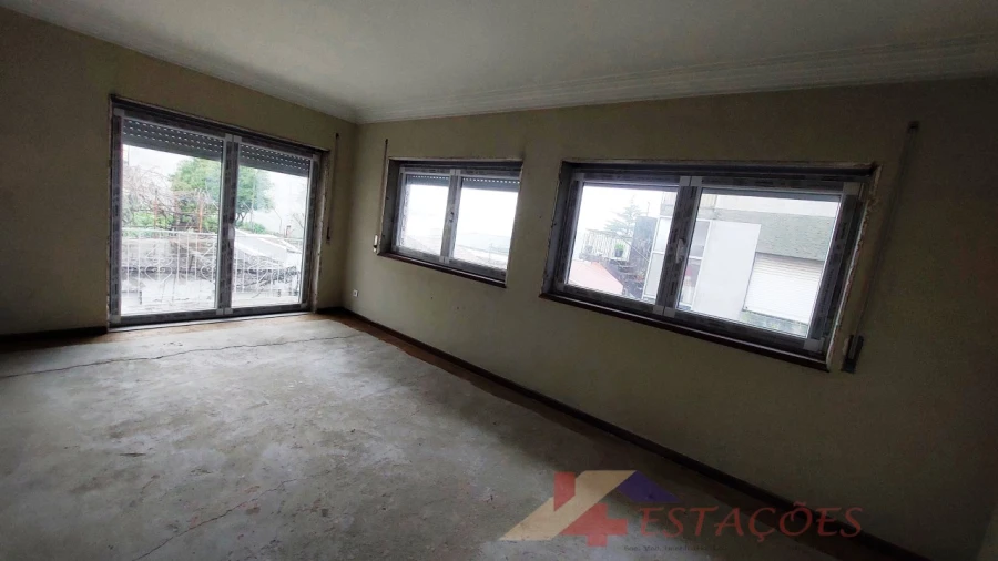 Prédio para Venda em Pedrouços Foto 13