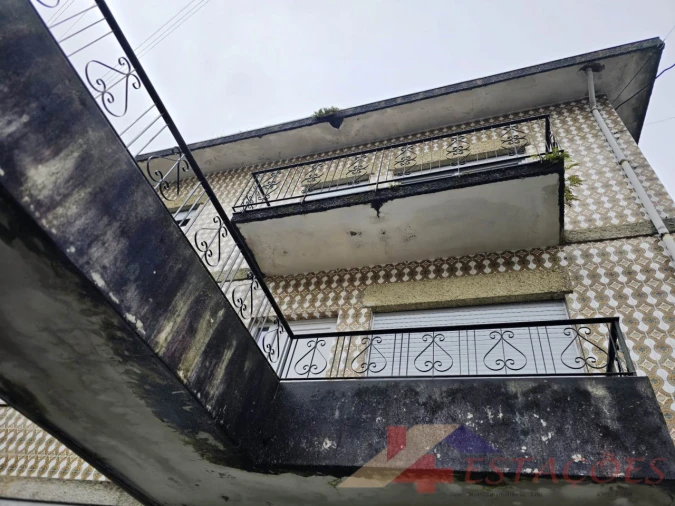 Prédio para Venda em Pedrouços Foto 2