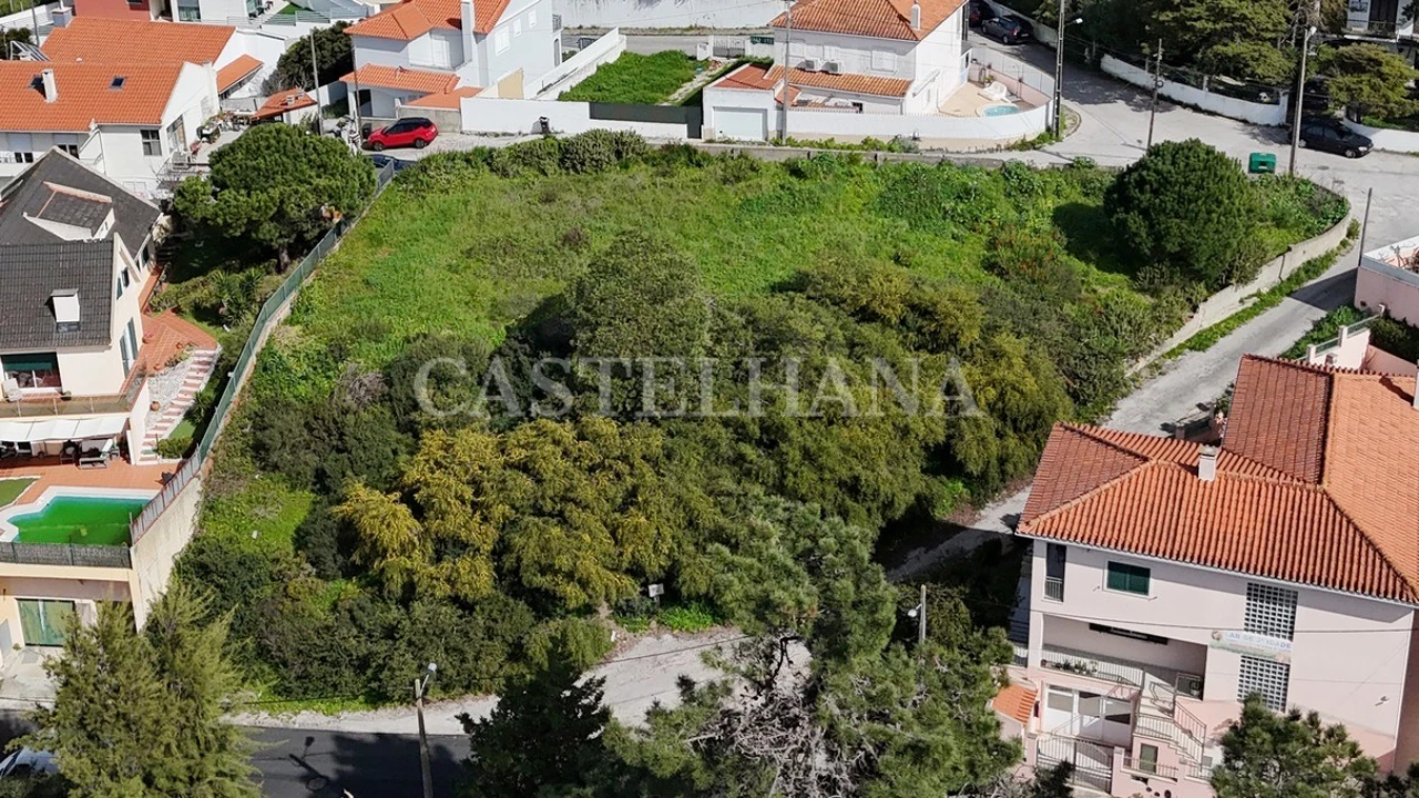 Terreno para Venda em Charneca de Caparica e Sobreda Foto 3