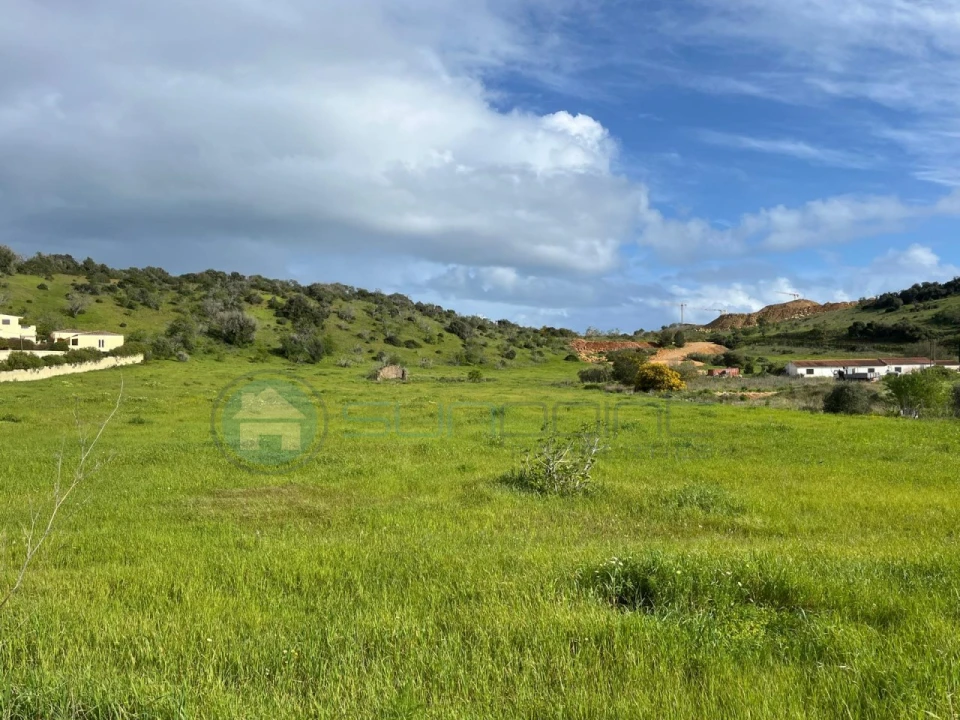 Terreno Misto para Venda em Lagos (São Sebastião e Santa Maria) Foto 18
