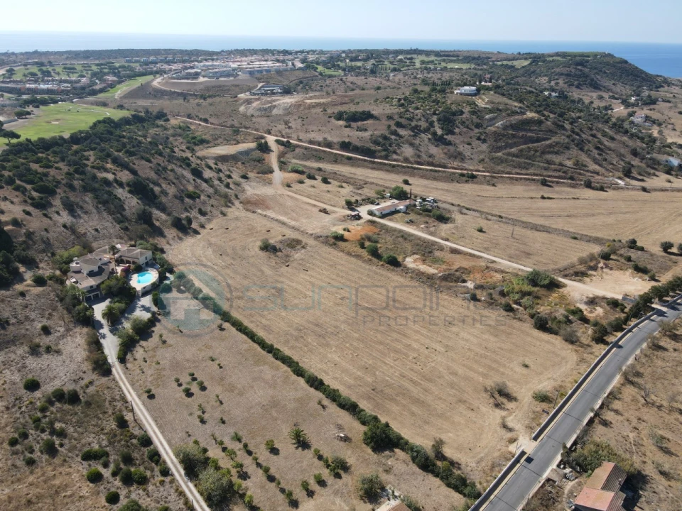 Terreno Misto para Venda em Lagos (São Sebastião e Santa Maria) Foto 26