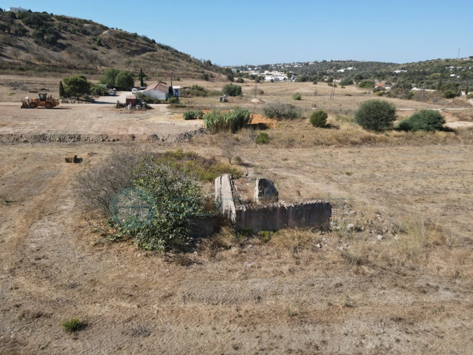 Terreno Misto para Venda em Lagos (São Sebastião e Santa Maria) Foto 29