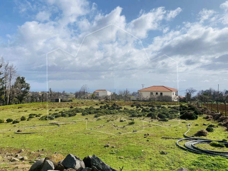 Terreno para Venda em Fajã da Ovelha Foto 4