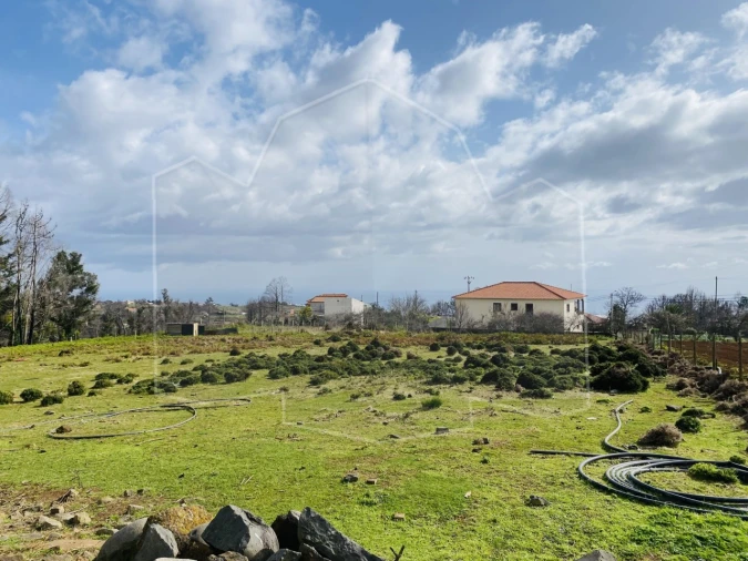 Terreno para Venda em Fajã da Ovelha Foto 4