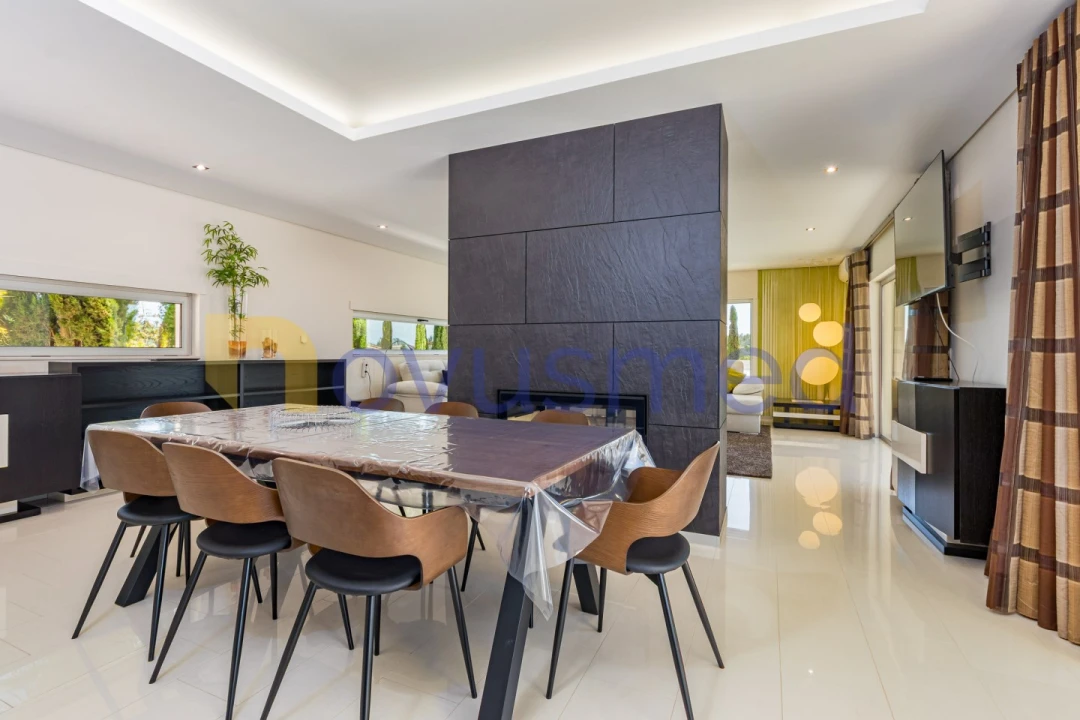 Moradia T4 para Venda em Albufeira e Olhos de Água Foto 7