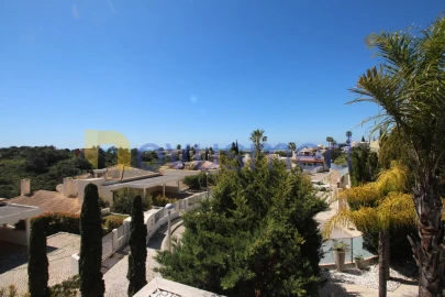 Moradia T4 para Venda em Albufeira e Olhos de Água