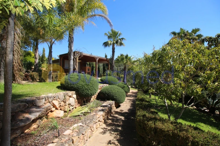 Moradia T4 para Venda em Albufeira e Olhos de Água Foto 31