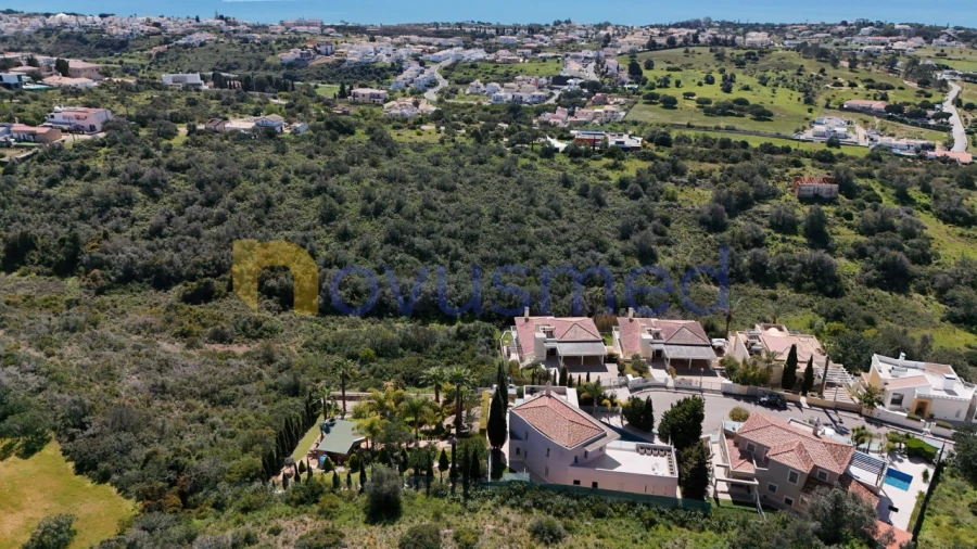 Moradia T4 para Venda em Albufeira e Olhos de Água Foto 44