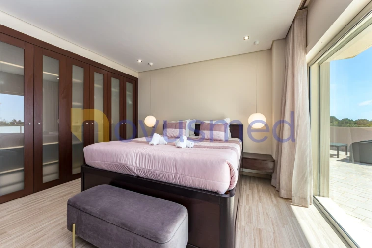 Moradia T4 para Venda em Albufeira e Olhos de Água Foto 26