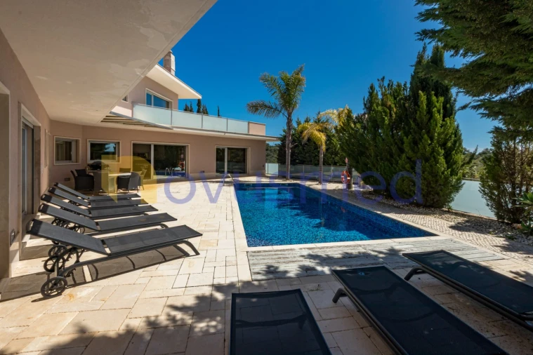 Moradia T4 para Venda em Albufeira e Olhos de Água Foto 51