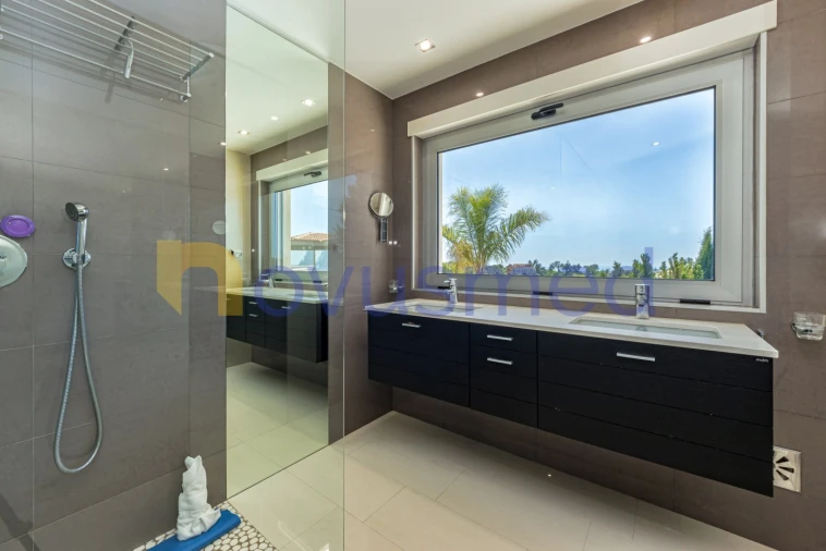 Moradia T4 para Venda em Albufeira e Olhos de Água Foto 64