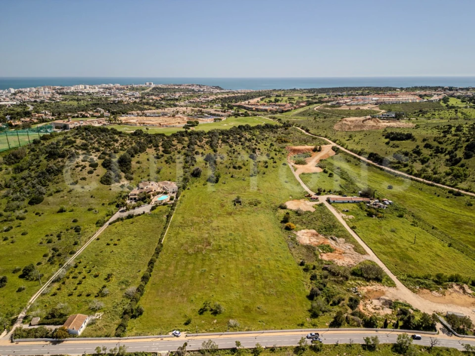 Terreno Misto para Venda em Lagos (São Sebastião e Santa Maria) Foto 17