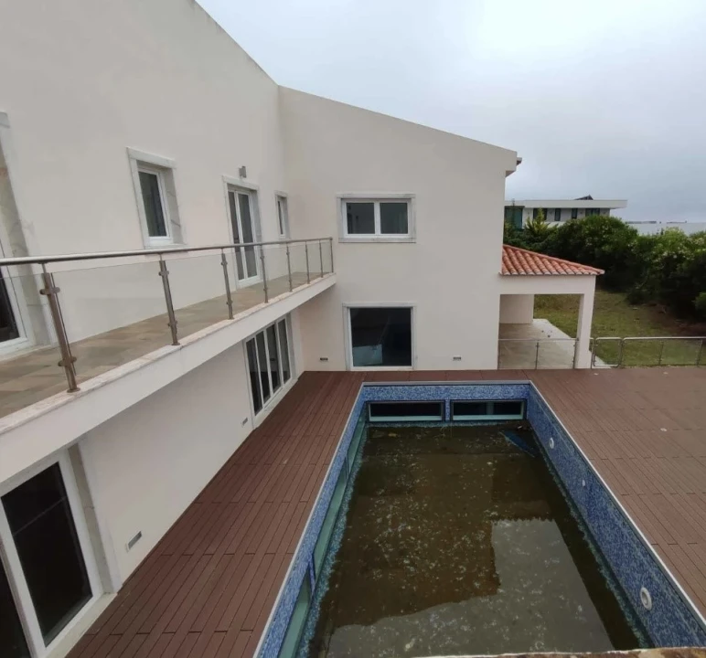 Moradia T4 para Venda em Queluz e Belas Foto 23