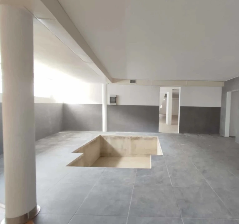 Moradia T4 para Venda em Queluz e Belas Foto 32