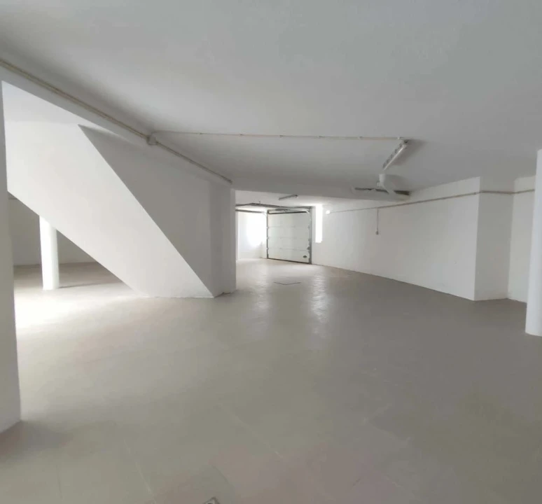 Moradia T4 para Venda em Queluz e Belas Foto 34