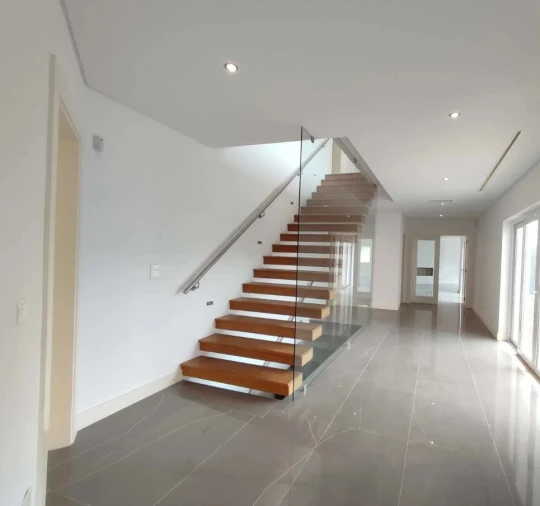 Moradia T4 para Venda em Queluz e Belas Foto 5