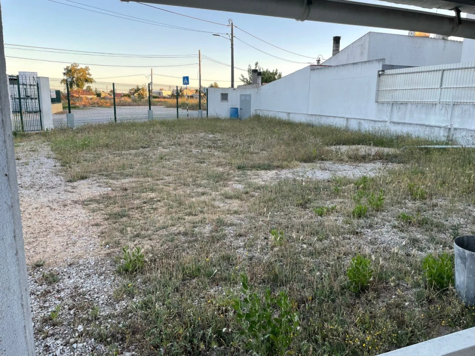 Moradia T4 para Venda em Fernao Ferro Foto 2