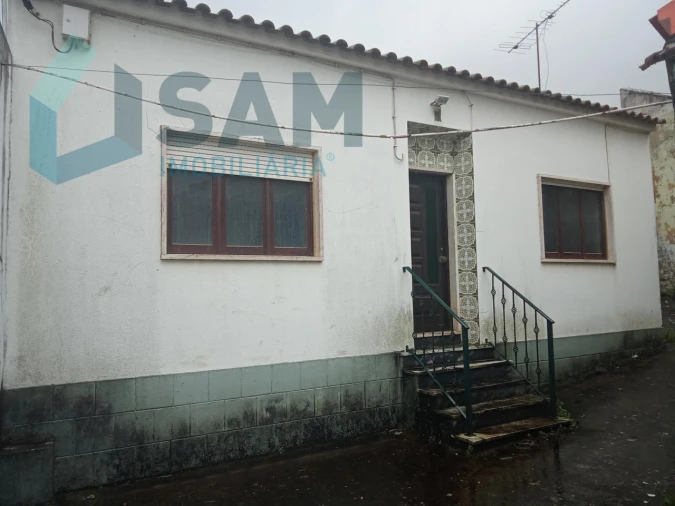 Moradia T2 para Venda em Olhalvo