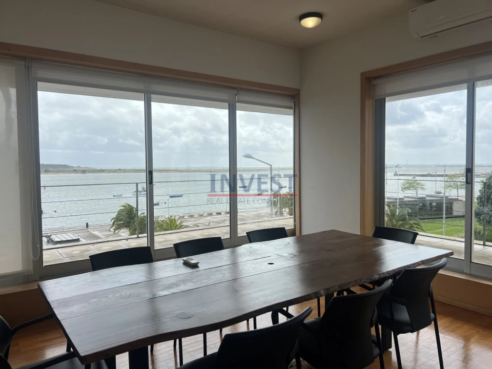 Escritório para Arrendamento em Aldoar, Foz do Douro e Nevogilde Foto 18
