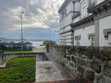 Escritório para Arrendamento em Aldoar, Foz do Douro e Nevogilde
