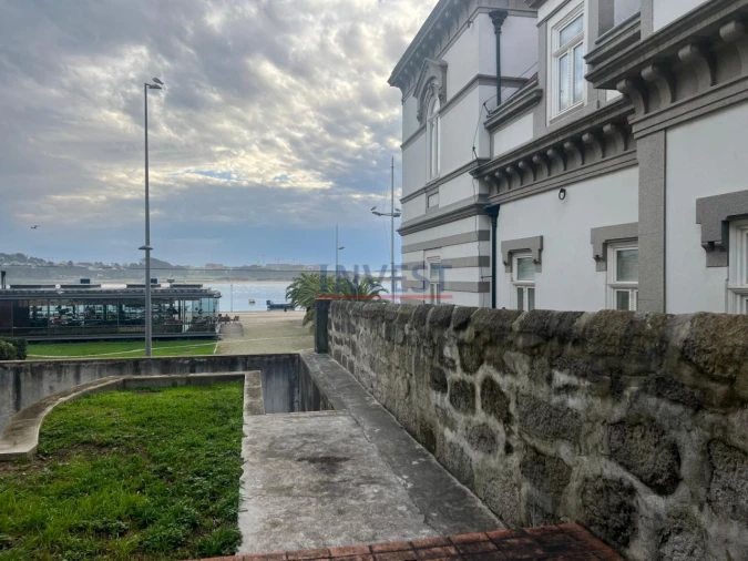 Escritório para Arrendamento em Aldoar, Foz do Douro e Nevogilde Foto 11