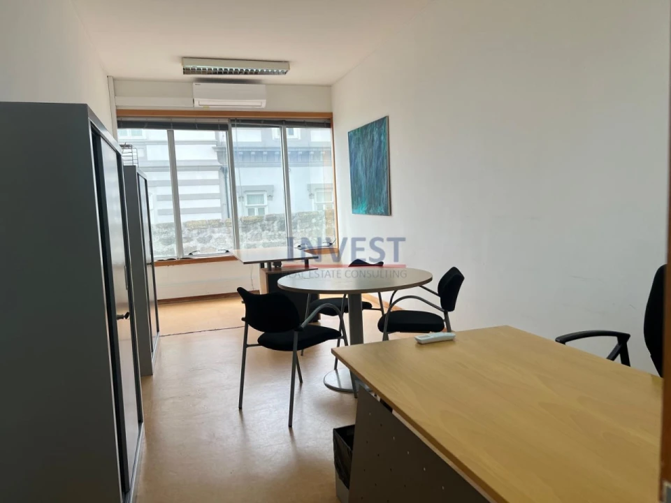 Escritório para Arrendamento em Aldoar, Foz do Douro e Nevogilde Foto 1