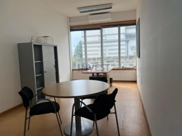 Escritório para Arrendamento em Aldoar, Foz do Douro e Nevogilde