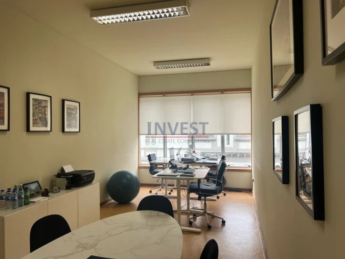 Escritório para Arrendamento em Aldoar, Foz do Douro e Nevogilde Foto 4