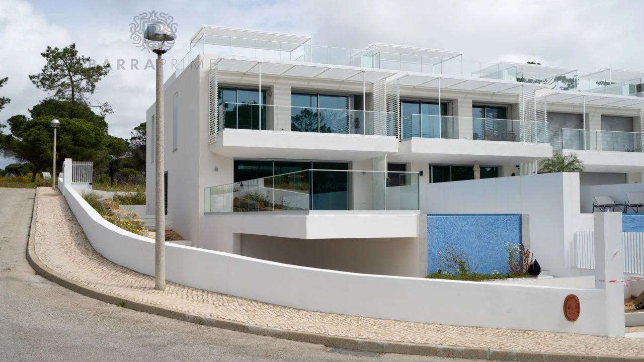 Moradia T3 para Venda em Almancil Foto 38