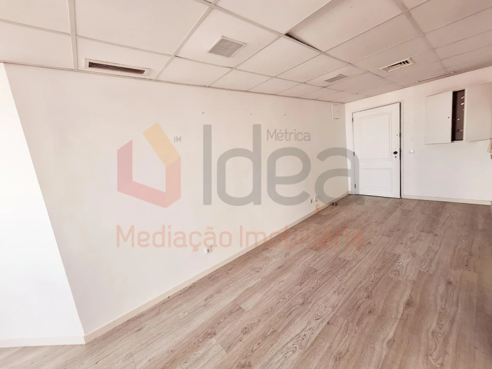 Escritório para Venda em Santa Maria Maior Foto 6