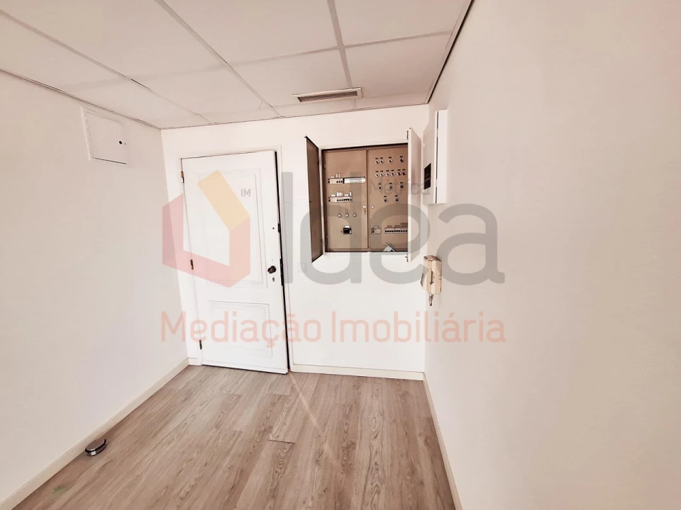 Escritório para Venda em Santa Maria Maior Foto 5