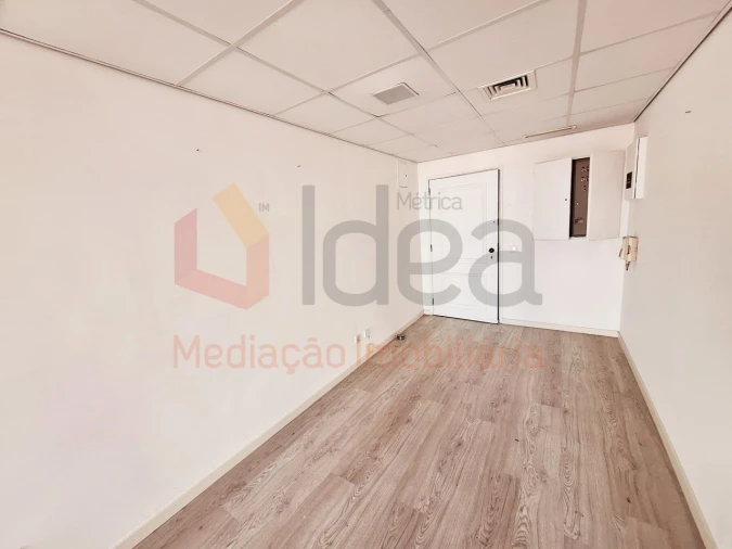 Escritório para Venda em Santa Maria Maior Foto 4