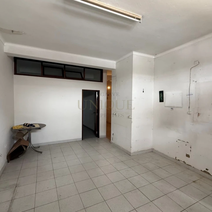 Moradia T2 para Venda em Lagos (São Sebastião e Santa Maria) Foto 21