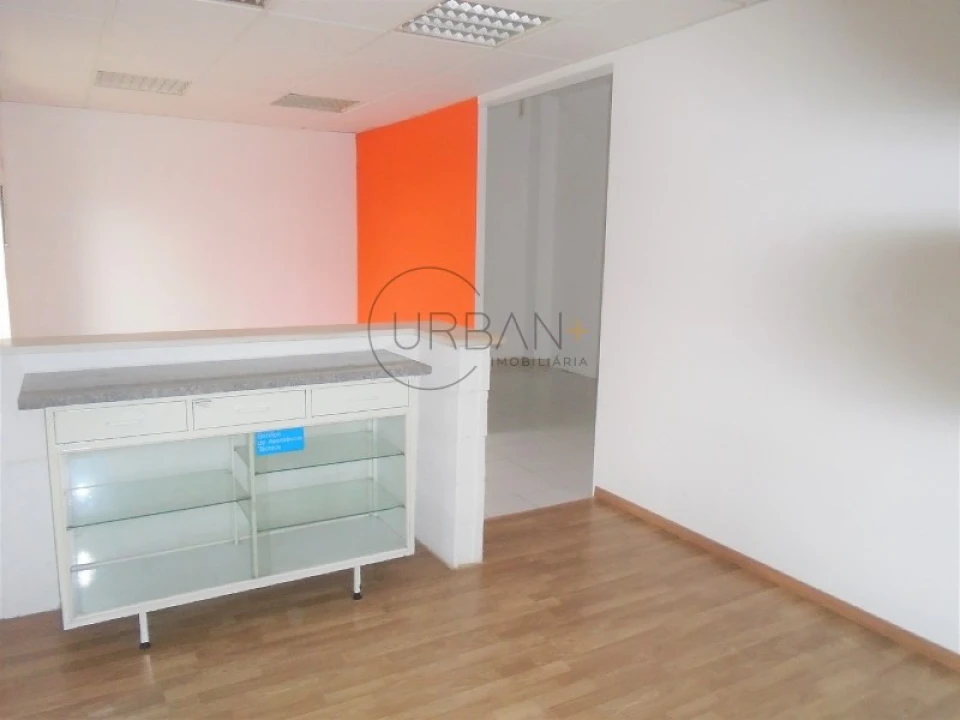 Loja para Venda em Viseu Foto 1