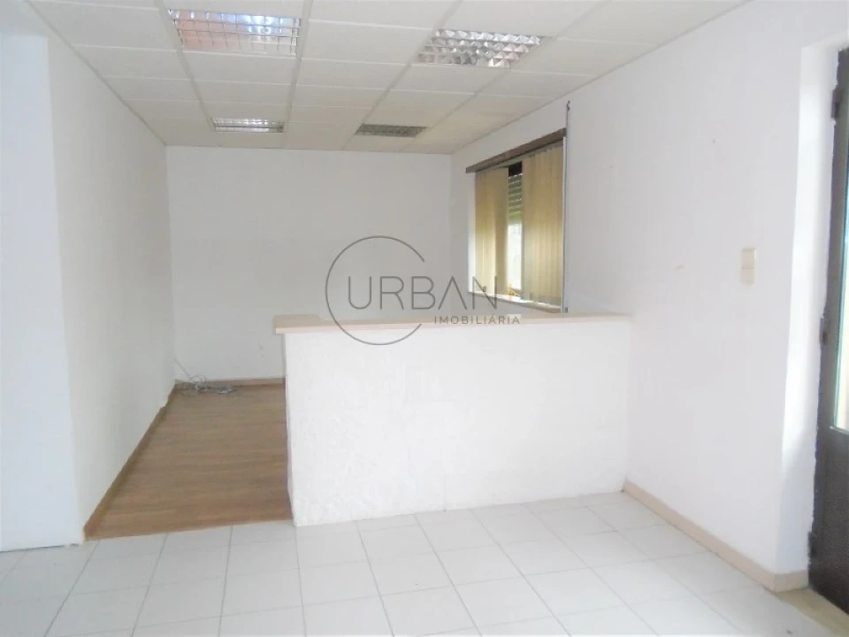 Loja para Venda em Viseu Foto 2