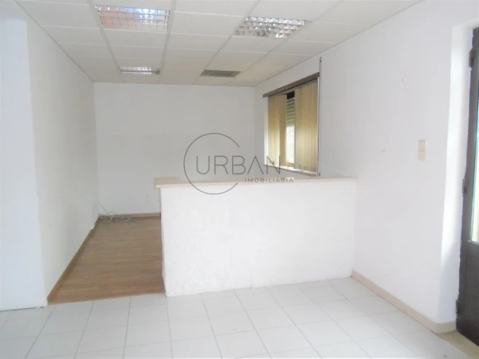 Loja para Venda em Viseu Foto 2